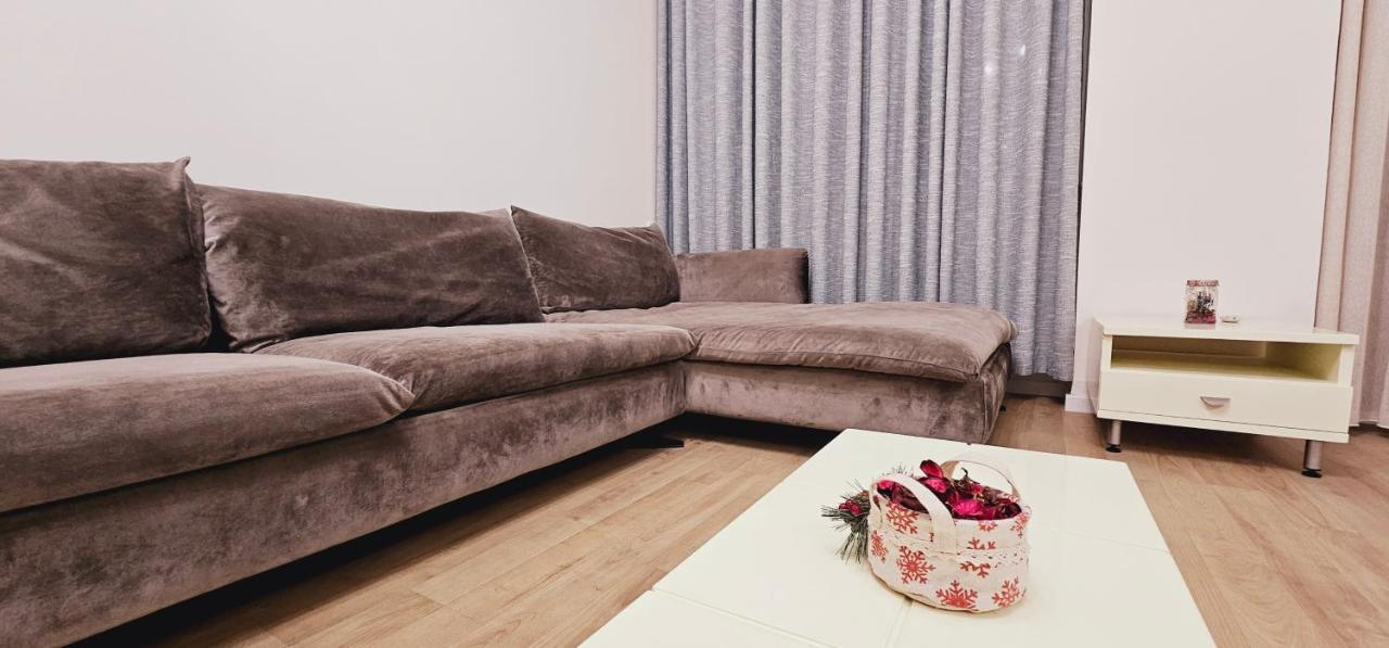 Discover Tirana From Our 3-Room Apartment With Free Parking-Komuna E Parisit Luaran gambar