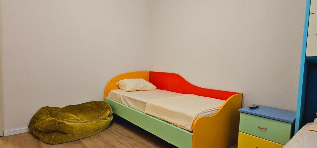 Discover Tirana From Our 3-Room Apartment With Free Parking-Komuna E Parisit Luaran gambar